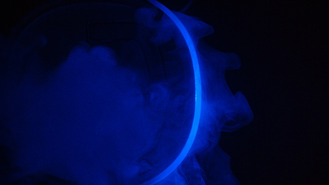 blue-smoke-in-a-dark-room-mmrsdwmqoog